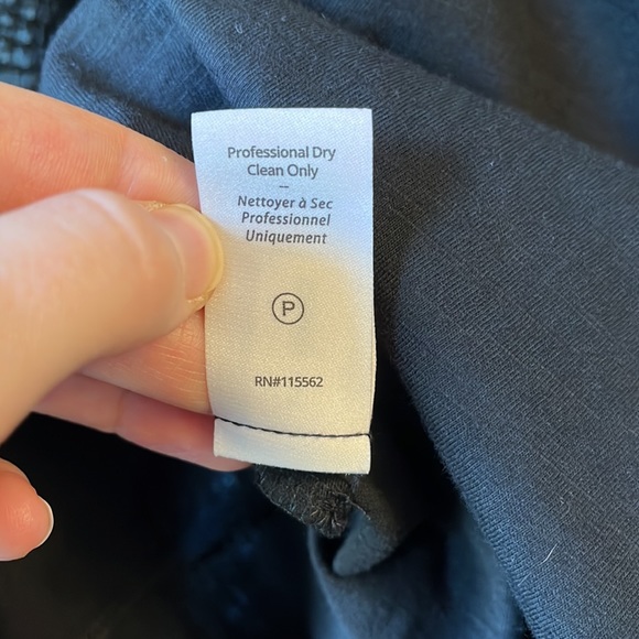 Cinq a Sept Libby Organza Sleeve Top in Black 🥂 - Picture 9 of 9